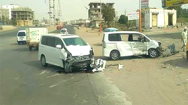 عدن.. جرحى بحادث سببه سير معاكس في خط إنماء